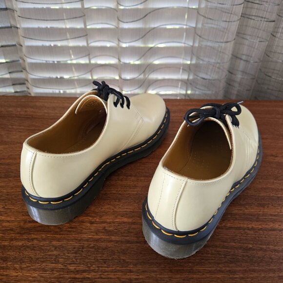 Dr Martens 1461 Cream 3 Hole Oxford Shoes, size 41EU/ 10 - Picture 9 of 10